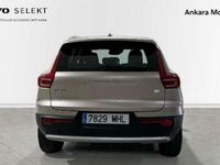 Usado Volvo XC40 Core 211 CV (155 kW) 2023 Plateado SUV