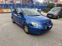 Usado Peugeot 307 110 CV (80 kW) 2005 Azul Berlina