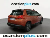Usado Peugeot 2008 Active 82 CV (60 kW) 2015 Rojo SUV