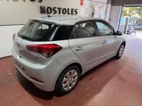 Usado Hyundai i20 85 CV (62 kW) 2016 Gris