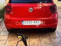 Usado VW Polo Edition 65 CV (47 kW) 2018 Rojo Utilitario