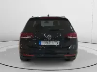 Usado VW Passat Business 150 CV (110 kW) 2021 Gris Familiar