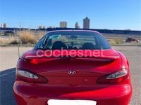 Usado Hyundai Coupé 114 CV (83 kW) 1998 Rojo Coupe