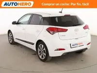 Usado Hyundai i20 Active 100 CV (73 kW) 2017 Blanco Berlina
