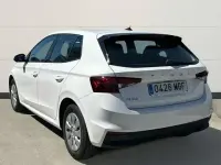 Usado Skoda Fabia Active 80 CV (58 kW) 2023 Blanco Utilitario