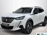 Usado Peugeot 2008 Allure 101 CV (74 kW) 2023 Plateado SUV