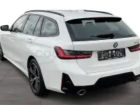 Usado BMW 330e M Performance 292 CV (214 kW) 2024 Blanco Familiar