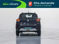 Usado Dacia Spring Comfort Plus 47 kW (65 CV) 2023 Negro Utilitario