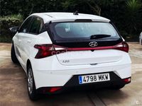 Usado Hyundai i20 84 CV (61 kW) 2023 Blanco Berlina