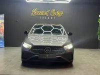 Usado Mercedes A250 218 CV (160 kW) 2024 Gris / plata Berlina