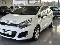 Usado Kia Rio 85 CV (62 kW) 2014 Blanco Berlina