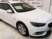 Usado Opel Insignia Selective 140 CV (102 kW) 2018 Blanco Familiar