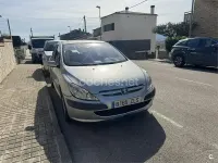 Usado Peugeot 307 110 CV (80 kW) 2003 Gris / plata Berlina