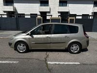 Usado Renault Grand Scénic II Privilege 110 CV (80 kW) 2006 Beige Monovolumen