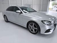 Usado Mercedes E220 194 CV (142 kW) 2019 Gris / plata Berlina