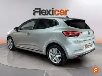 Usado Renault Clio Business 90 CV (66 kW) 2022 Gris Utilitario