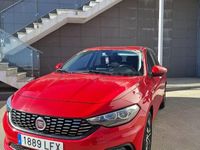 Usado Fiat Tipo Mirror 95 CV (69 kW) 2020 Granate Berlina