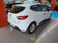 Usado Renault Clio IV Business 75 CV (55 kW) 2018 Blanco Berlina