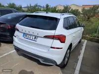 Usado Skoda Kamiq 95 CV (69 kW) 2022 Blanco SUV
