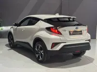 Käytetty Toyota C-HR Advance 122 HP (89 kW) 2022 Valkoinen Katumaasturi