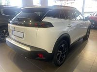 Usado Peugeot 2008 Allure 110 CV (80 kW) 2021 Blanco SUV