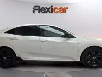 Usado Honda Civic Dynamic 126 CV (92 kW) 2019 Blanco Utilitario