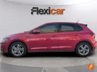 Usado VW Polo R-line 95 CV (69 kW) 2023 Rojo Berlina