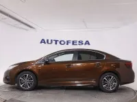 Usado Toyota Avensis Executive 143 CV (105 kW) 2015 Marron Berlina