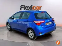 Usado Toyota Yaris Hybrid Business Edition 116 CV (85 kW) 2020 Azul Utilitario