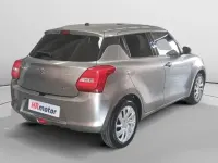 Usado Suzuki Swift 83 CV (61 kW) 2023 Utilitario