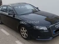 Usado Audi A4 136 CV (100 kW) 2011 Negro Familiar