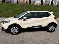 Usado Renault Captur Zen 90 CV (66 kW) 2014 Beige SUV