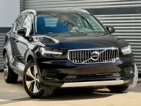 Usado Volvo XC40 Inscription 211 CV (155 kW) 2021 Negro SUV