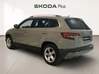 Usado Skoda Karoq Ambition 115 CV (84 kW) 2020 Gris / plata SUV