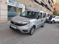 Usado Fiat Doblò Easy 95 CV (69 kW) 2019 Gris / plata Monovolumen