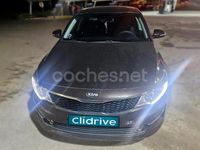 Usado Kia Optima 141 CV (103 kW) 2016 Naranja Berlina