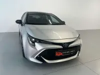 Używany Toyota Corolla Advance 179 KM (131 kW) 2021 Biały Sedan/Limuzyna
