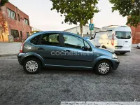 Usado Citroën C3 61 CV (44 kW) 2006 Azul Berlina