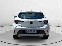 Używany Toyota Corolla Active 140 KM (102 kW) 2024 Biały Sedan/Limuzyna