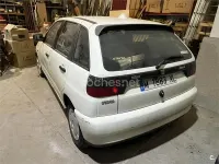 Usado Seat Ibiza 64 CV (47 kW) 1999 Blanco Utilitario