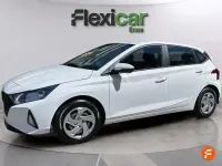 Usado Hyundai i20 100 CV (73 kW) 2021 Blanco Utilitario