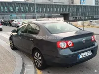 Usado VW Passat Advance 110 CV (80 kW) 2010 Azul Berlina