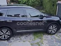 Usado Renault Koleos Initiale Paris 175 CV (128 kW) 2018 Violeta / lila SUV