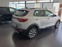 Usado Kia Stonic 100 CV (73 kW) 2024 Otro SUV