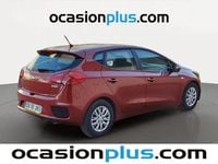 Usado Kia Ceed 101 CV (74 kW) 2016 Rojo Utilitario