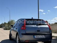 Usado Citroën C4 VTR Sport 110 CV (80 kW) 2005 Gris / plata Berlina