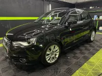 Usado Audi A1 Sportback Ambition 90 CV (66 kW) 2012 Negro Utilitario