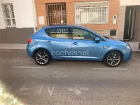 Usado Seat Ibiza I-Tech 90 CV (66 kW) 2015 Azul Berlina
