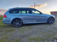 Usado BMW 330 Sport Line 245 CV (180 kW) 2010 Azul Familiar