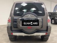 Usado Mitsubishi Montero 190 CV (139 kW) 2015 Marrón SUV